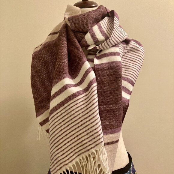 Calvin Klein Scarf - Picture 1 of 8